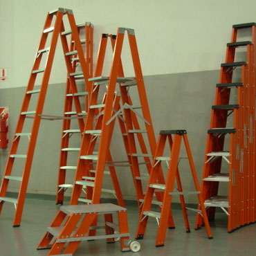 alquiler escaleras dielectricas